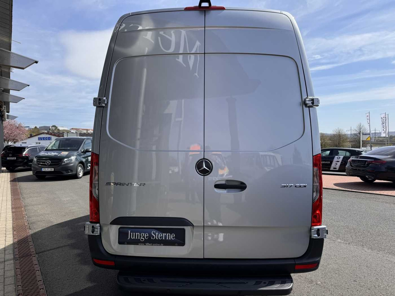Mercedes-Benz Sprinter 317 CDI 3665 Klima Kamera MBUX Schwing - Panel van: picture 5 Mercedes-Benz Sprinter 317 CDI 3665 Klima Kamera MBUX Schwing - Panel van: picture 5