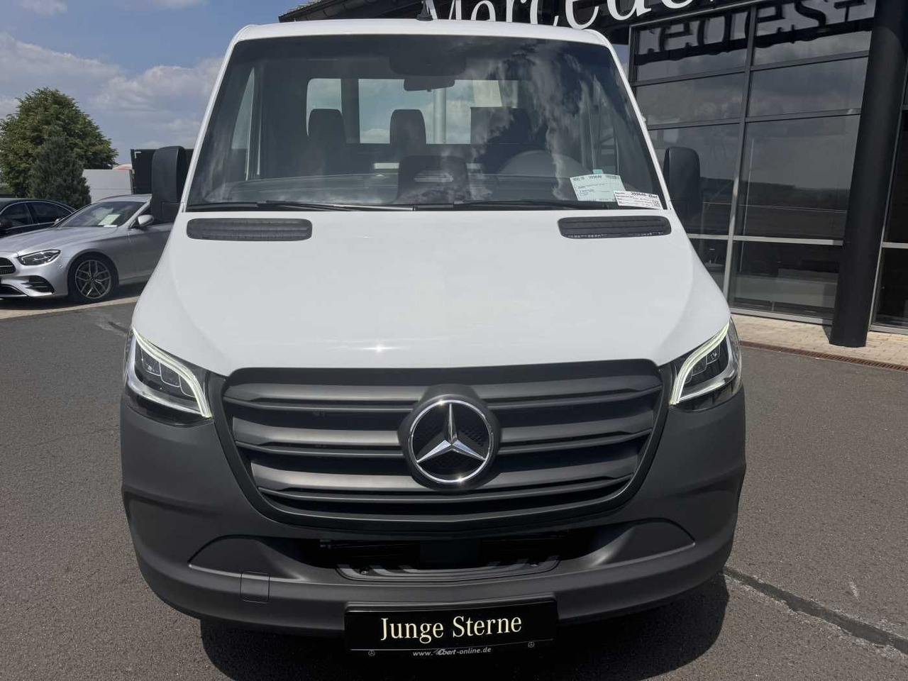Mercedes-Benz Sprinter 317 CDI 9G 3665 Klima Kamera AHK LED - Flatbed van: picture 2 Mercedes-Benz Sprinter 317 CDI 9G 3665 Klima Kamera AHK LED - Flatbed van: picture 2