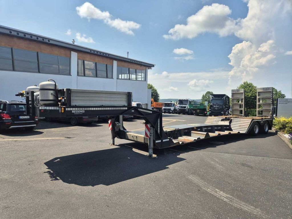Ressenig SATL2-400 teleskop.-Maschinentieflader - Semi-trailer: picture 2 Ressenig SATL2-400 teleskop.-Maschinentieflader - Semi-trailer: picture 2