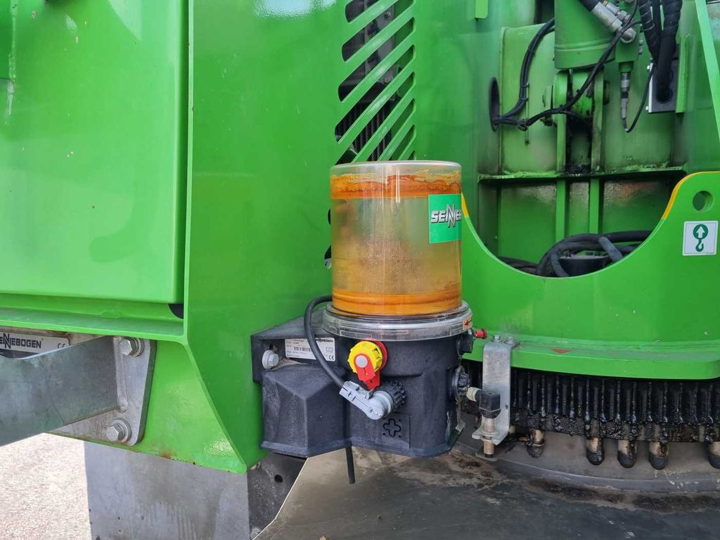 Waste/ Industry handler Sennebogen 613 E / Funk / hochfahrbare Kabine / nur 1.732h: picture 9
