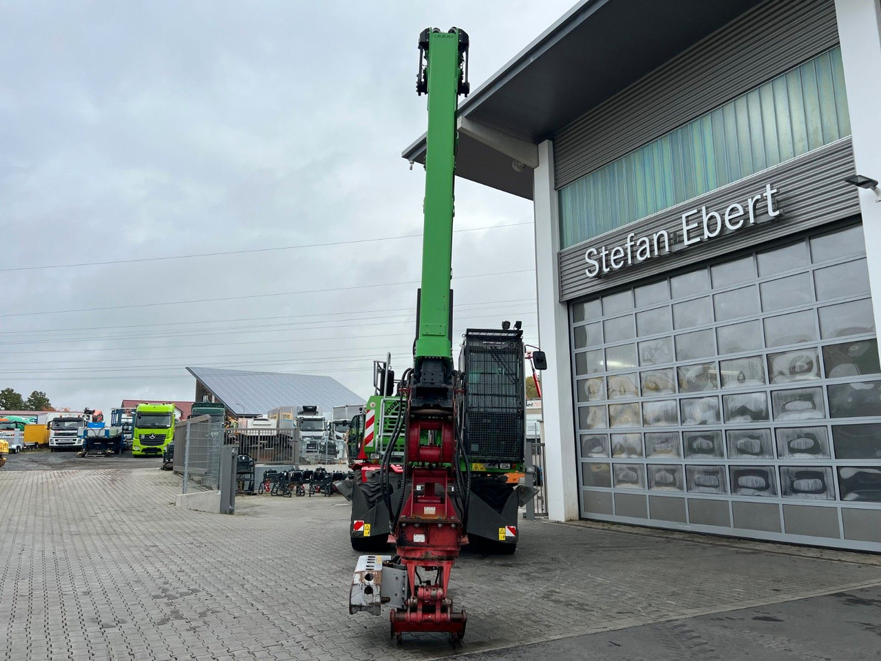 Sennebogen 718 / inkl. Vosch Fällzange / nur 1.965h! - Wheel excavator: picture 4 Sennebogen 718 / inkl. Vosch Fällzange / nur 1.965h! - Wheel excavator: picture 4