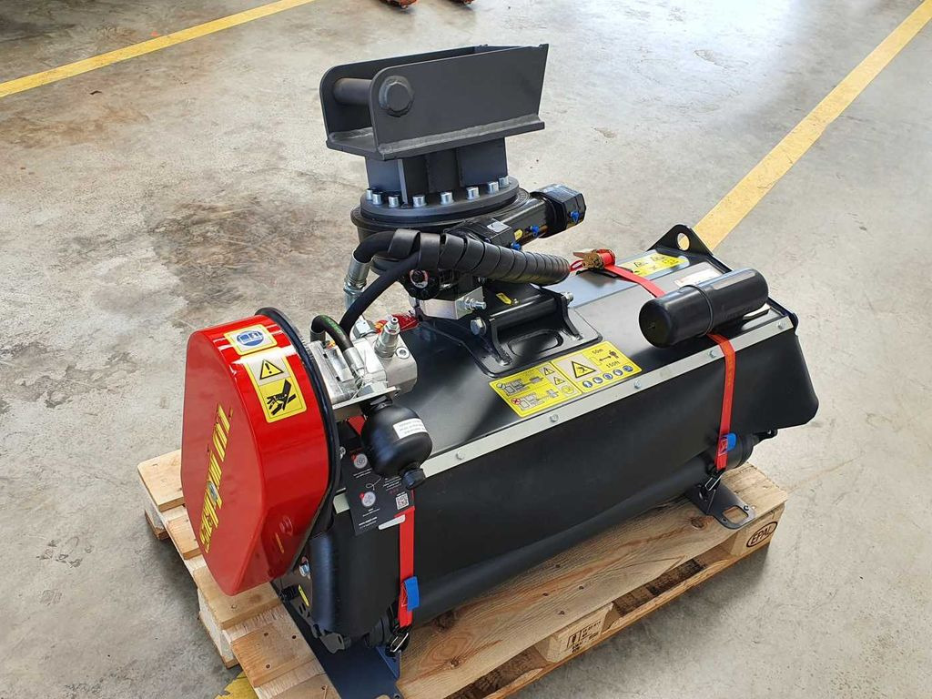 Seppi M. H3 105 /2-5to Mulcher Drehkranz lagernd Seppi M. H3 105 /2-5to Mulcher Drehkranz lagernd - Forestry mulcher: picture 4 Seppi M. H3 105 /2-5to Mulcher Drehkranz lagernd Seppi M. H3 105 /2-5to Mulcher Drehkranz lagernd - Forestry mulcher: picture 4