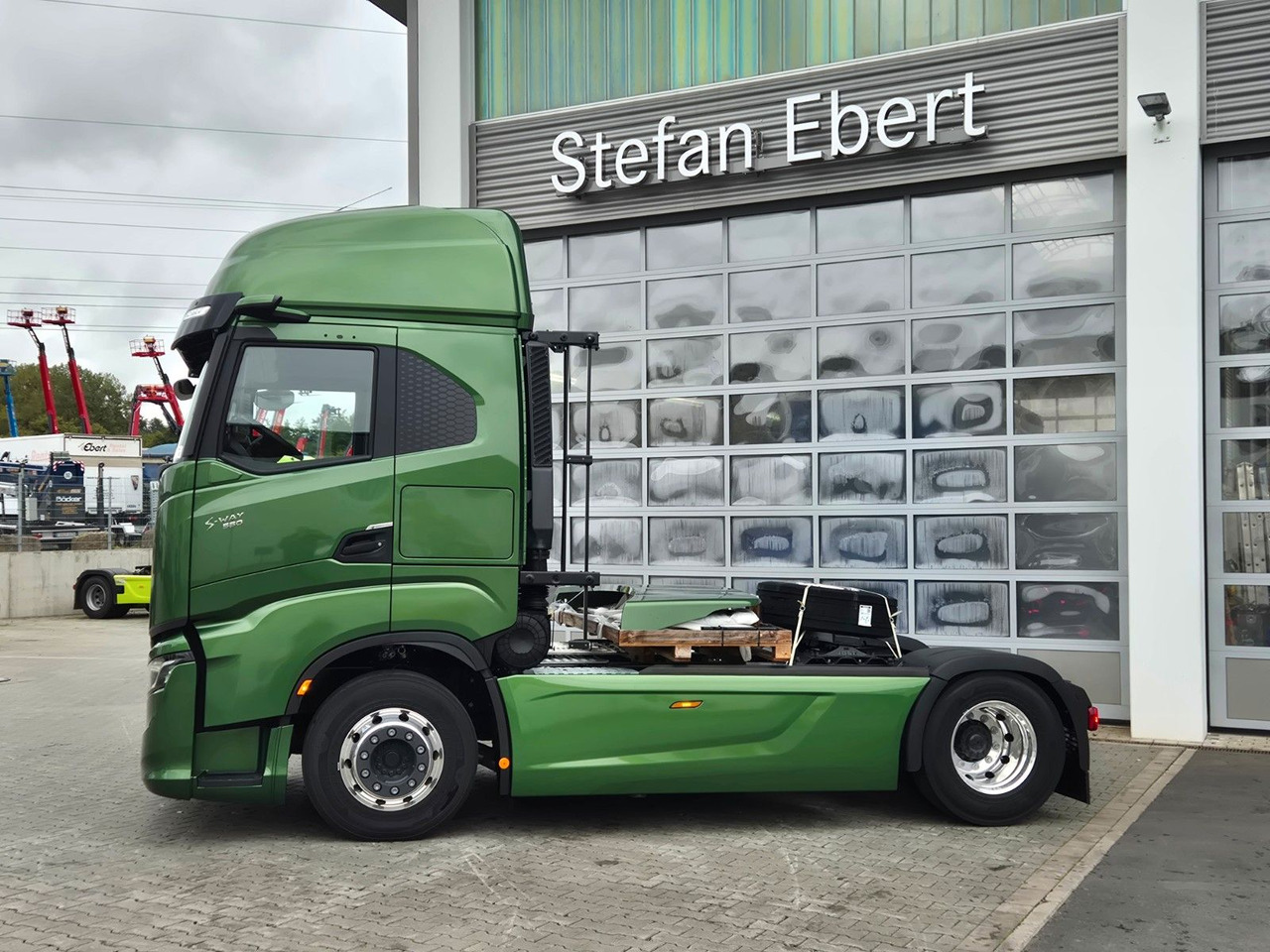 Iveco S-Way AS440S58T/FP 4x2 *MirrorCam*Retarder* - Tractor unit: picture 4 Iveco S-Way AS440S58T/FP 4x2 *MirrorCam*Retarder* - Tractor unit: picture 4