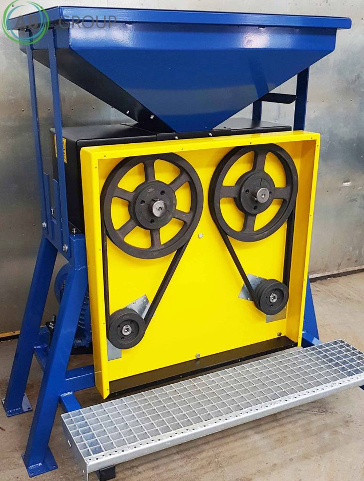 Masz-Rol twin-engine grain processor D-400 - Post-harvest equipment: picture 2 Masz-Rol twin-engine grain processor D-400 - Post-harvest equipment: picture 2