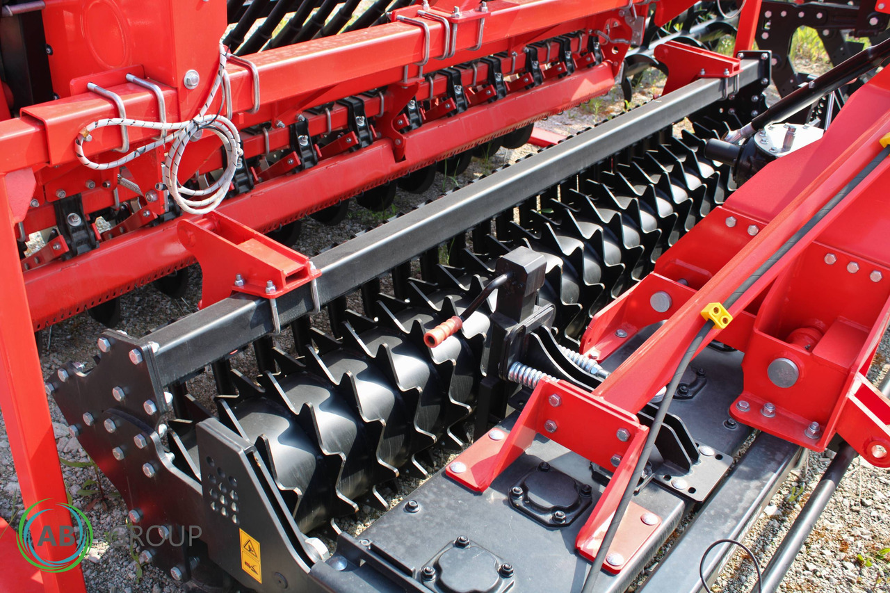 Ozdoken Ongun S300 power harrow - Combine seed drill: picture 3 Ozdoken Ongun S300 power harrow - Combine seed drill: picture 3