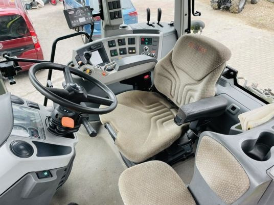 Claas AXION 840 CEBIS - Farm tractor: picture 5 Claas AXION 840 CEBIS - Farm tractor: picture 5