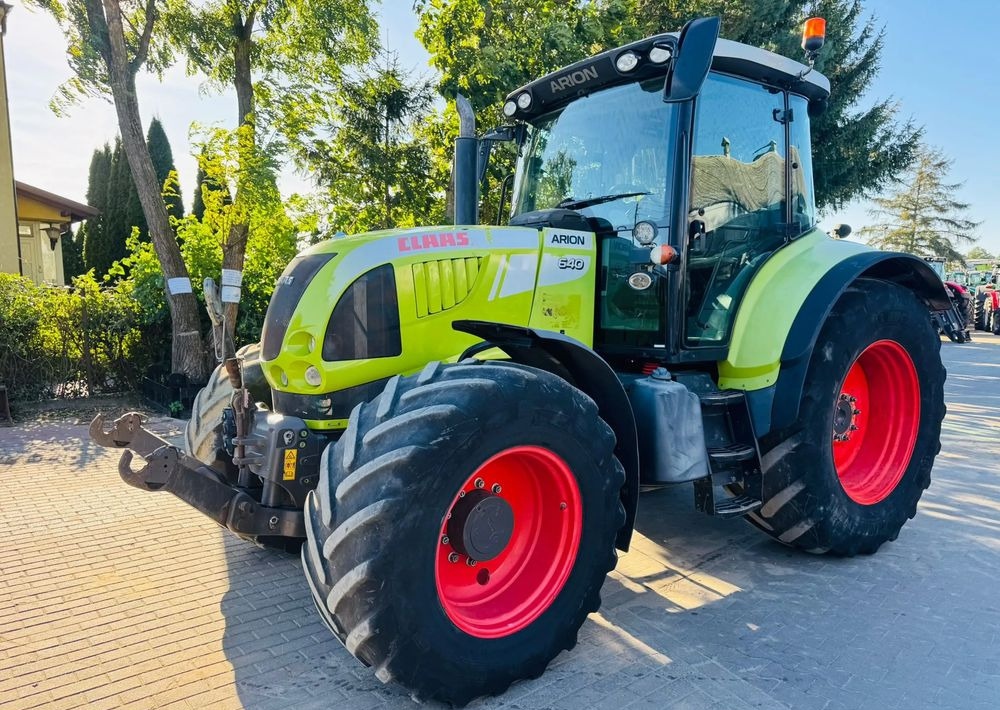 Claas Arion 640 CEBIS - Farm tractor: picture 1 Claas Arion 640 CEBIS - Farm tractor: picture 1