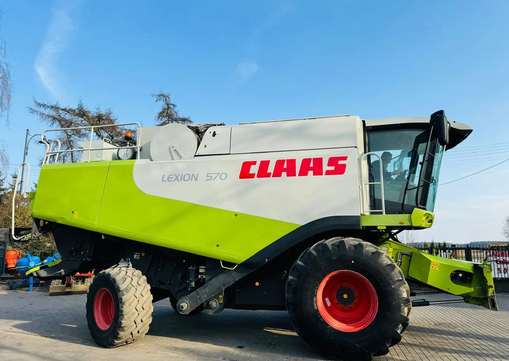 Claas Lexion 570 - Combine harvester: picture 3 Claas Lexion 570 - Combine harvester: picture 3