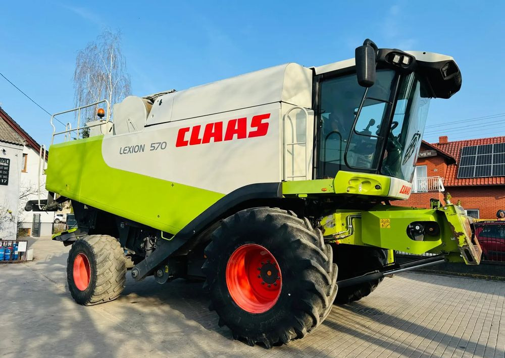 Combine harvester Claas Lexion 570: picture 13