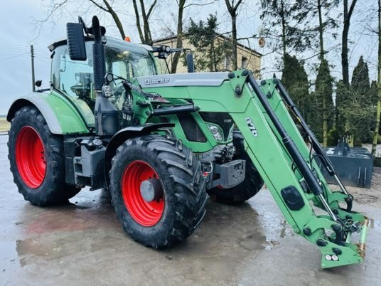 Fendt 724 VARIO PROFI PLUS - Farm tractor: picture 2 Fendt 724 VARIO PROFI PLUS - Farm tractor: picture 2
