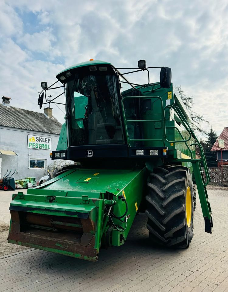Combine harvester John Deere 2254: picture 6
