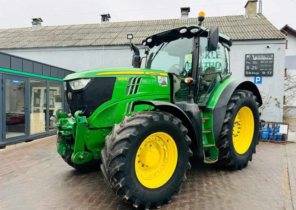 Farm tractor John Deere 6170R: picture 1