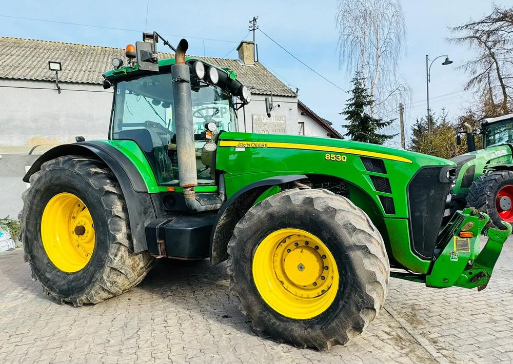 John Deere 8530 - Farm tractor: picture 2 John Deere 8530 - Farm tractor: picture 2