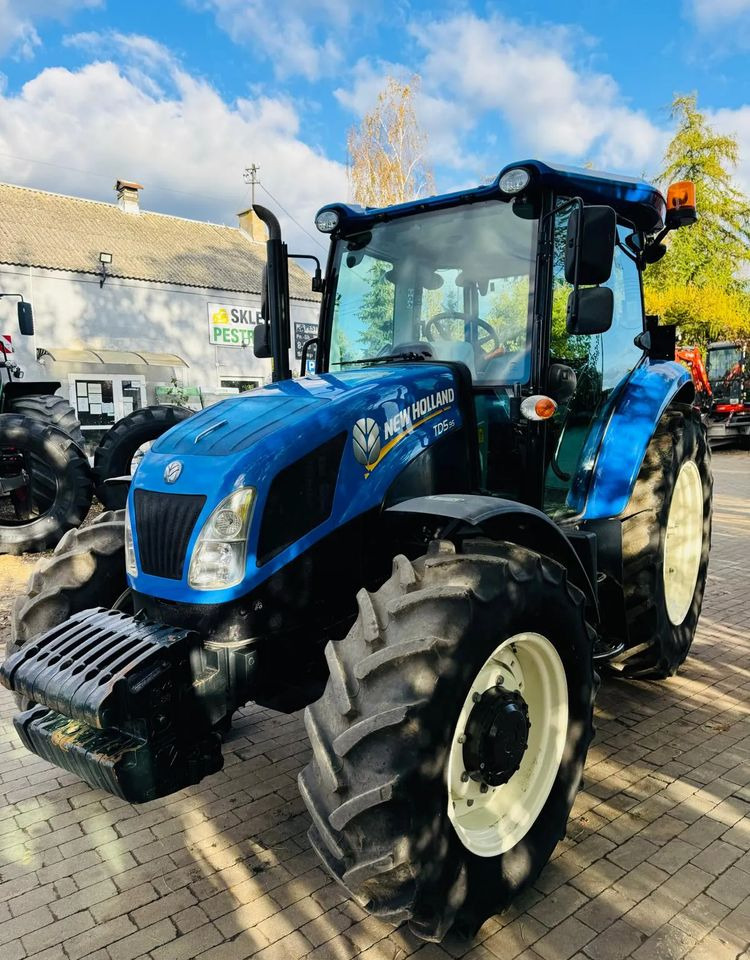 Farm tractor New Holland TD5.95: picture 11