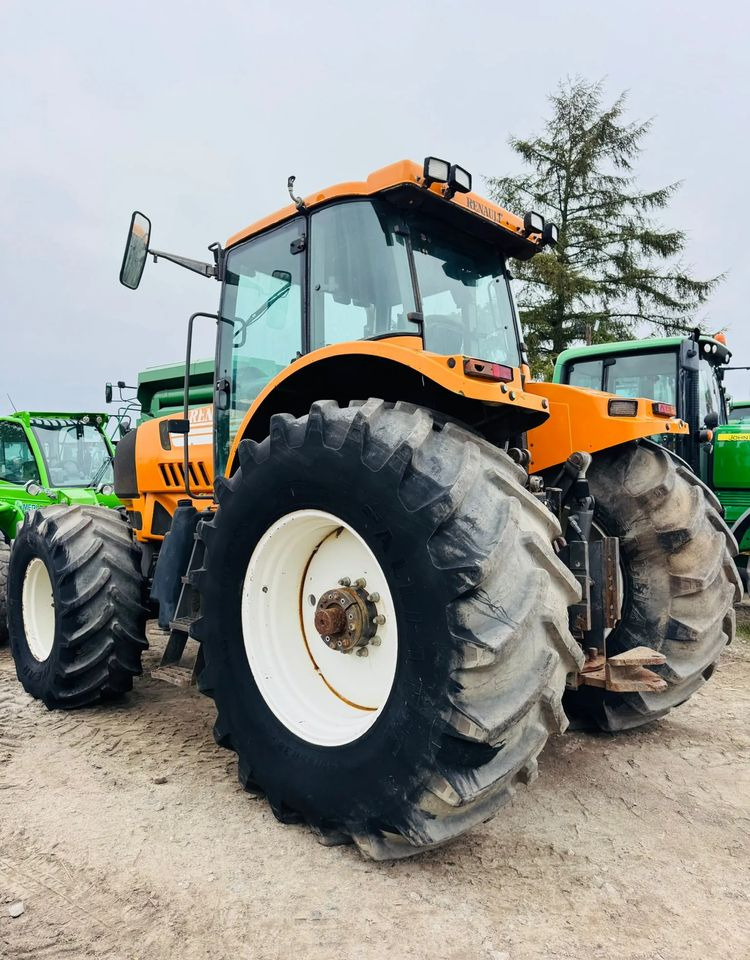 Renault Atles 925 RZ - Farm tractor: picture 2 Renault Atles 925 RZ - Farm tractor: picture 2