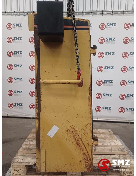 Caterpillar Occ grille D6M Caterpillar - Hood: picture 3 Caterpillar Occ grille D6M Caterpillar - Hood: picture 3
