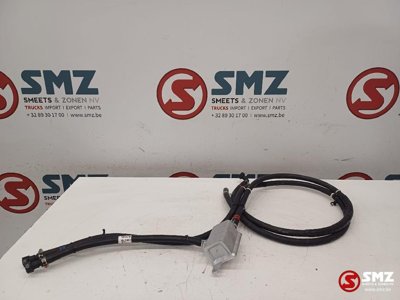 Caterpillar Tank coolant Caterpillar - Cooling system for Material handling equipment: picture 1 Caterpillar Tank coolant Caterpillar - Cooling system for Material handling equipment: picture 1