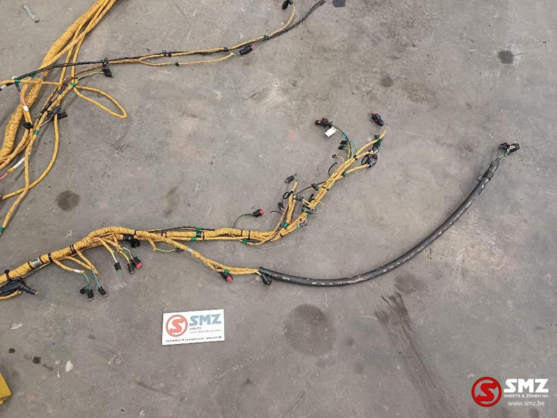 Caterpillar Wiring harness chassis Caterpillar - Cables/ Wire harness for Material handling equipment: picture 4 Caterpillar Wiring harness chassis Caterpillar - Cables/ Wire harness for Material handling equipment: picture 4
