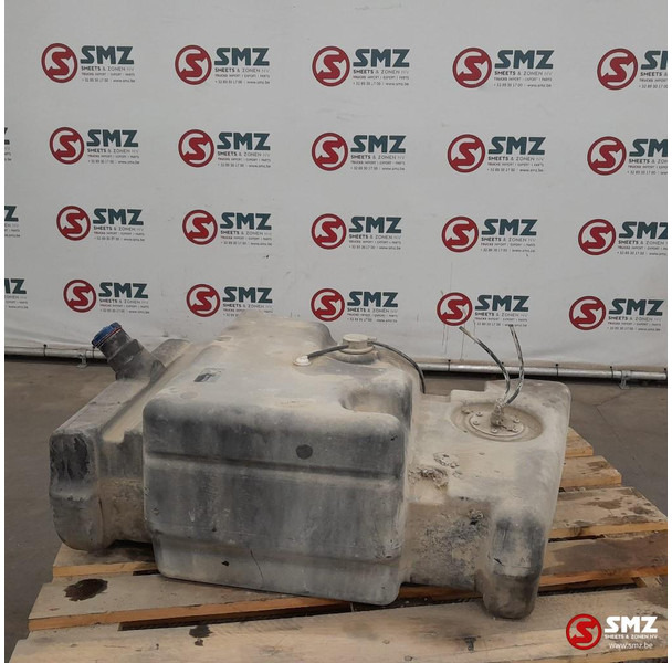 DAF Occ AdBluetank 100L DAF - Fuel system for Truck: picture 2 DAF Occ AdBluetank 100L DAF - Fuel system for Truck: picture 2