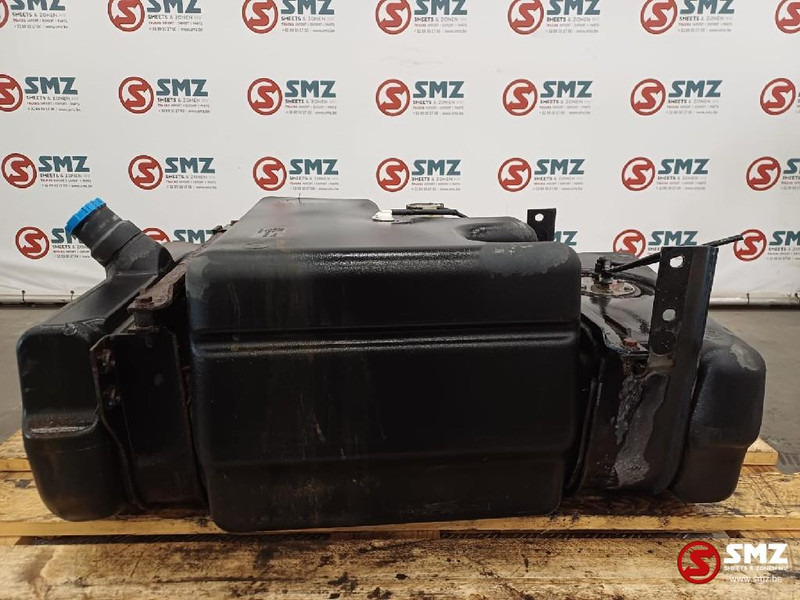 DAF Occ AdBluetank 100L Euro5 DAF - Fuel system for Truck: picture 2 DAF Occ AdBluetank 100L Euro5 DAF - Fuel system for Truck: picture 2