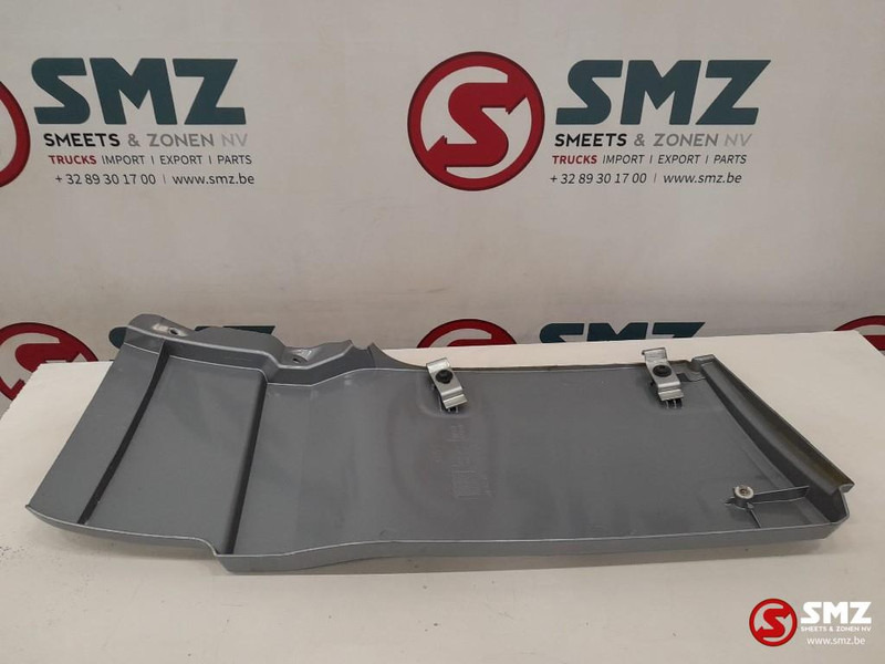DAF Occ cabinezijspoiler linksboven DAF - Aerodynamics/ Spoiler for Truck: picture 4 DAF Occ cabinezijspoiler linksboven DAF - Aerodynamics/ Spoiler for Truck: picture 4