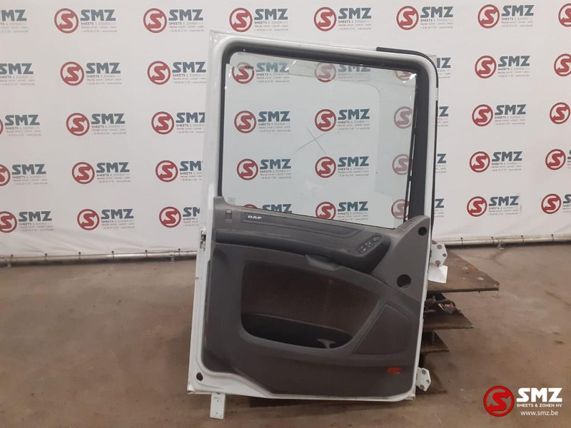 DAF Occ deur links DAF XF106 - Door and parts for Truck: picture 2 DAF Occ deur links DAF XF106 - Door and parts for Truck: picture 2