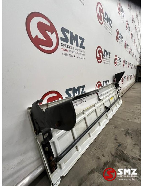 Iveco Occ zijspoiler links stralis - Aerodynamics/ Spoiler for Truck: picture 4 Iveco Occ zijspoiler links stralis - Aerodynamics/ Spoiler for Truck: picture 4