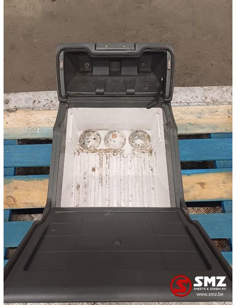 MAN Occ koelkast 35L MAN - Cab and interior for Truck: picture 5 MAN Occ koelkast 35L MAN - Cab and interior for Truck: picture 5