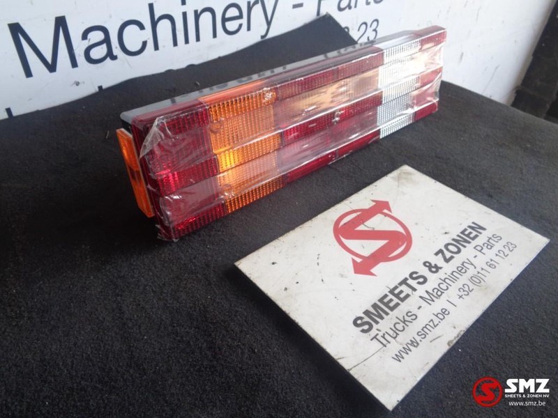 Mercedes-Benz Achterlicht mercedes met nr plaat verlichting - Tail light for Truck: picture 1 Mercedes-Benz Achterlicht mercedes met nr plaat verlichting - Tail light for Truck: picture 1
