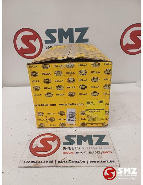 Mercedes-Benz Koplamp links mercedes - Headlight for Truck: picture 5 Mercedes-Benz Koplamp links mercedes - Headlight for Truck: picture 5