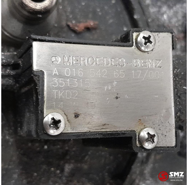 Mercedes-Benz Occ AdBluetank 60L + AdBlueniveausensor Mercedes - Fuel system for Truck: picture 5 Mercedes-Benz Occ AdBluetank 60L + AdBlueniveausensor Mercedes - Fuel system for Truck: picture 5