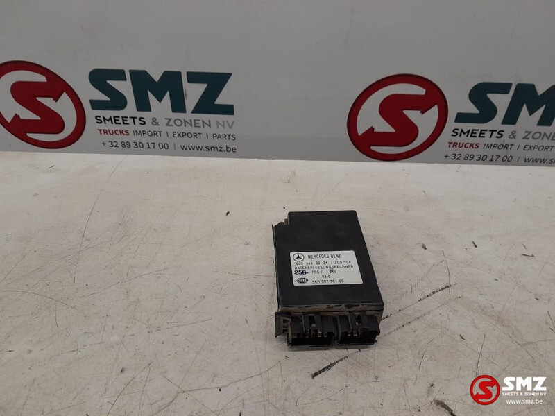 Mercedes-Benz Occ ECU ZGS-regeleenheid Mercedes - ECU for Truck: picture 1 Mercedes-Benz Occ ECU ZGS-regeleenheid Mercedes - ECU for Truck: picture 1