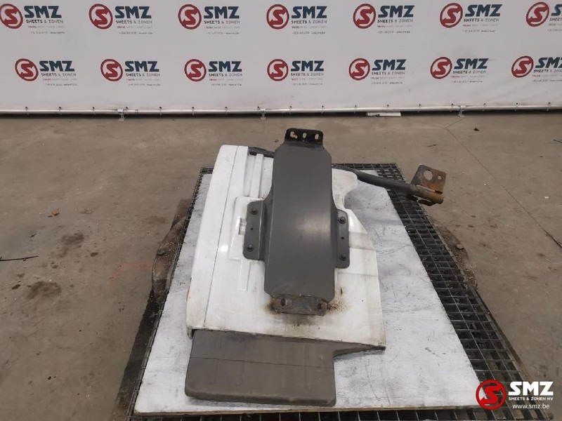 Mercedes-Benz Occ Spatbord links Mercedes Actros 1844 - Body and exterior for Truck: picture 2 Mercedes-Benz Occ Spatbord links Mercedes Actros 1844 - Body and exterior for Truck: picture 2