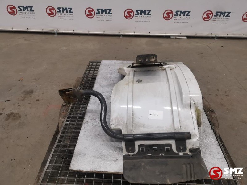 Mercedes-Benz Occ Spatbord links Mercedes Actros 1844 - Body and exterior for Truck: picture 3 Mercedes-Benz Occ Spatbord links Mercedes Actros 1844 - Body and exterior for Truck: picture 3