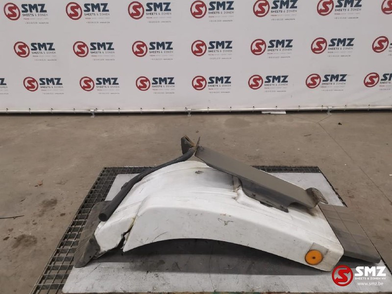 Mercedes-Benz Occ Spatbord links Mercedes Actros 1844 - Body and exterior for Truck: picture 1 Mercedes-Benz Occ Spatbord links Mercedes Actros 1844 - Body and exterior for Truck: picture 1