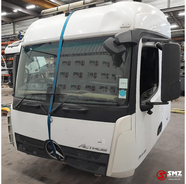 Mercedes-Benz Occ cabine RHD Mercedes - Cab and interior for Truck: picture 2 Mercedes-Benz Occ cabine RHD Mercedes - Cab and interior for Truck: picture 2