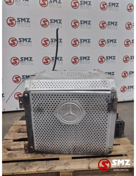 Mercedes-Benz Occ katalysator Mercedes Actros MP3 Euro 4/5 - Catalytic converter for Truck: picture 1 Mercedes-Benz Occ katalysator Mercedes Actros MP3 Euro 4/5 - Catalytic converter for Truck: picture 1