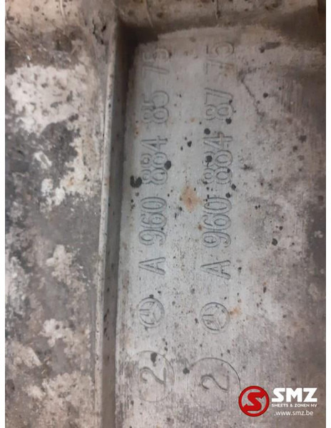 Mercedes-Benz Occ spatbordverlenging links Mercedes Actros MP4 - Body and exterior for Truck: picture 2 Mercedes-Benz Occ spatbordverlenging links Mercedes Actros MP4 - Body and exterior for Truck: picture 2