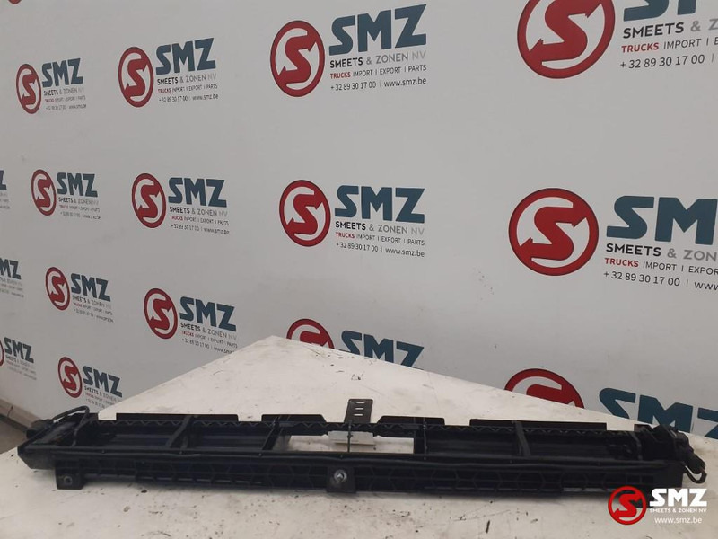 Mercedes-Benz Occ ventilatorkap Mercedes - Grill for Truck: picture 2 Mercedes-Benz Occ ventilatorkap Mercedes - Grill for Truck: picture 2