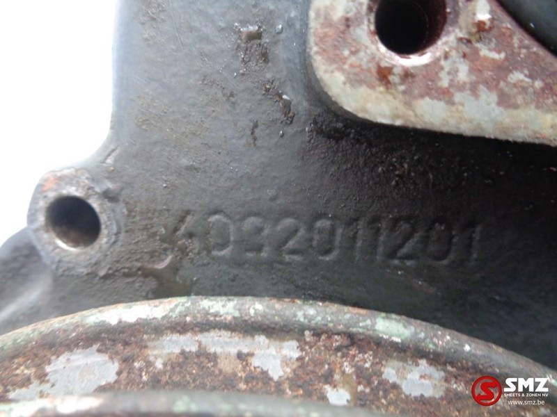 Mercedes-Benz Occ waterpomp - Coolant pump for Truck: picture 3 Mercedes-Benz Occ waterpomp - Coolant pump for Truck: picture 3