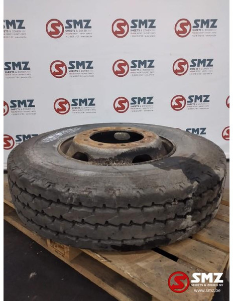 Michelin Occ vrachtwagenband Michelin 11R22.5 - Tire for Truck: picture 1 Michelin Occ vrachtwagenband Michelin 11R22.5 - Tire for Truck: picture 1