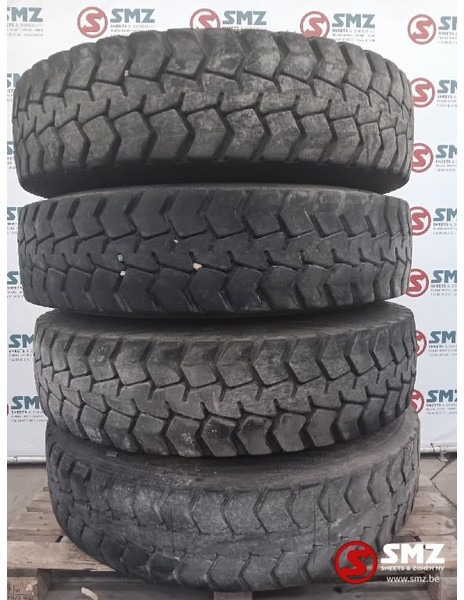 Michelin Occ vrachtwagenband Michelin 12R22.5 - Tire for Truck: picture 1 Michelin Occ vrachtwagenband Michelin 12R22.5 - Tire for Truck: picture 1