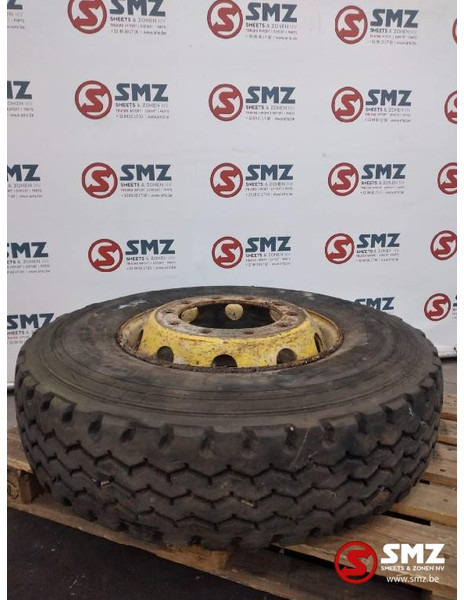 Michelin Occ vrachtwagenband Michelin 12R22.5 - Tire for Truck: picture 1 Michelin Occ vrachtwagenband Michelin 12R22.5 - Tire for Truck: picture 1