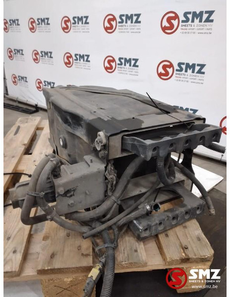 Scania Occ AdBluetank + pomp + module Scania euro6 - Fuel system for Truck: picture 4 Scania Occ AdBluetank + pomp + module Scania euro6 - Fuel system for Truck: picture 4