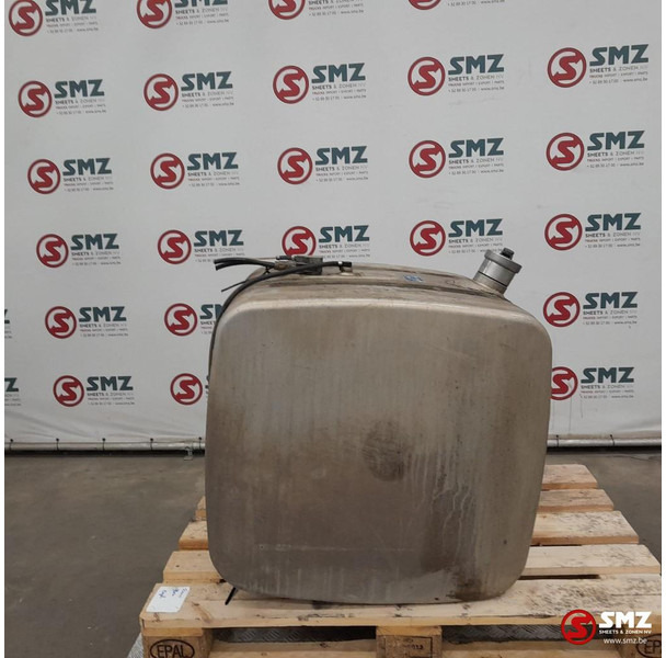 Scania Occ brandstoftank 320L Scania - Fuel tank for Truck: picture 3 Scania Occ brandstoftank 320L Scania - Fuel tank for Truck: picture 3