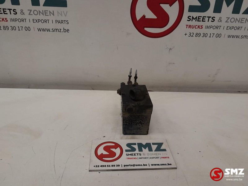 Scania Occ cabinekantelpomp Scania - Frame/ Chassis for Truck: picture 2 Scania Occ cabinekantelpomp Scania - Frame/ Chassis for Truck: picture 2