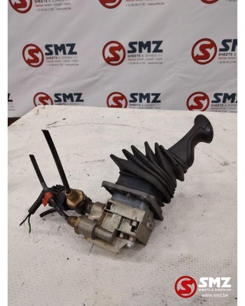 Scania Occ handremventiel Scania 4-serie - Cab and interior for Truck: picture 1 Scania Occ handremventiel Scania 4-serie - Cab and interior for Truck: picture 1