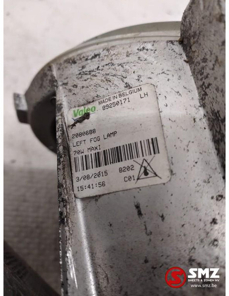 Scania Occ mistlamp links Scania R410 2080688 1852572 - Fog light for Truck: picture 3 Scania Occ mistlamp links Scania R410 2080688 1852572 - Fog light for Truck: picture 3