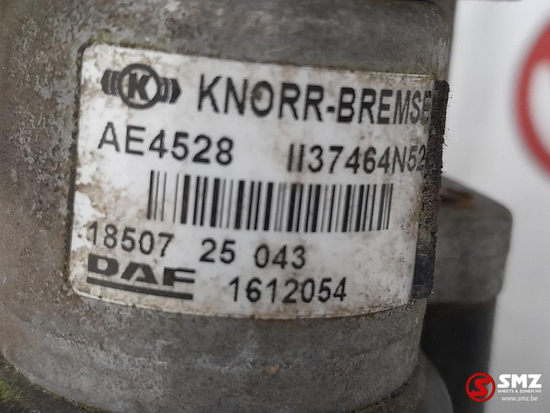 DAF Occ luchtdroger + vierwegventiel DAF - Spare parts for Truck: picture 5 DAF Occ luchtdroger + vierwegventiel DAF - Spare parts for Truck: picture 5