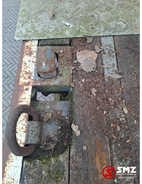 Diversen Occ Open laadbak 810cm + twistlocks - Spare parts for Truck: picture 3 Diversen Occ Open laadbak 810cm + twistlocks - Spare parts for Truck: picture 3